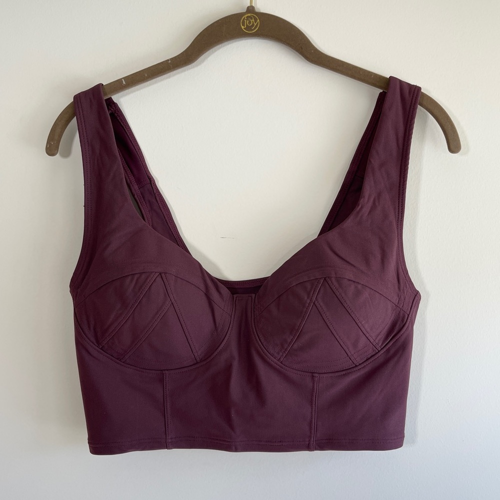 Fabletics Plum Sports Bra Fitness Crop Top